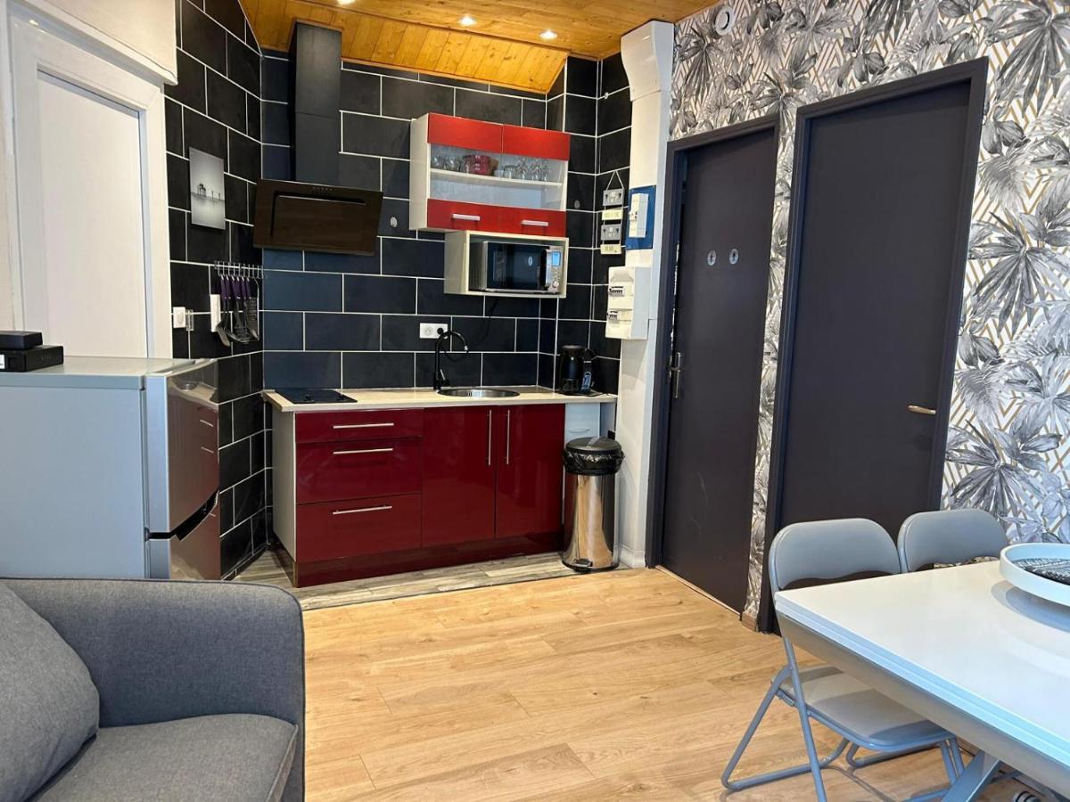 Appartement De Luxe En R/C Idealment Place En Hyper Centre Lourdes Esterno foto